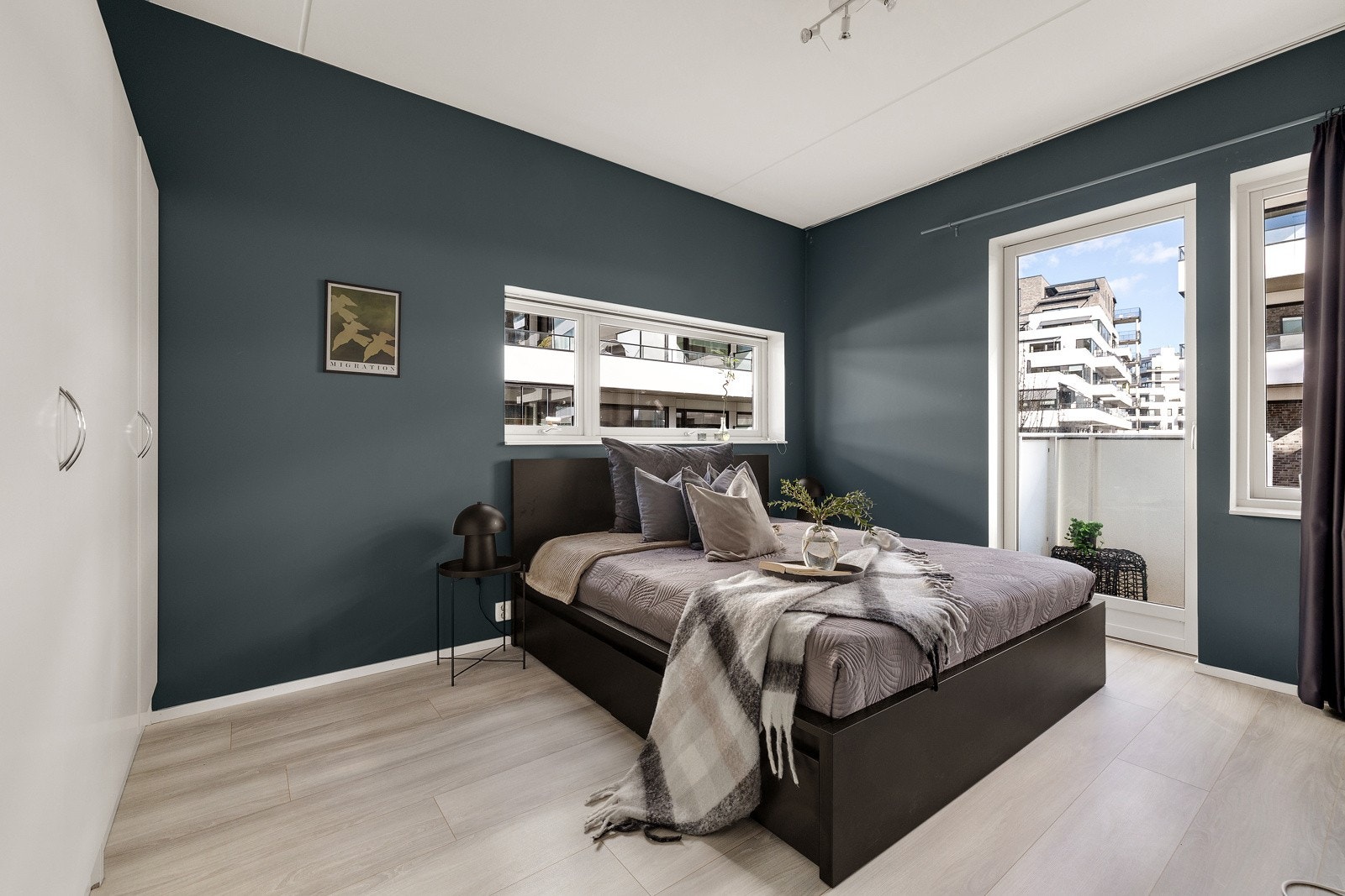 Hovedsoverom med utgang til egen balkong på 1 kvm. Galleribilde