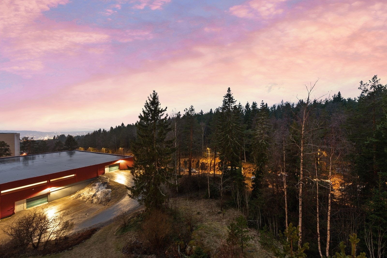 Med skjermet beliggenhet vil du være omringet av naturskjønne omgivelser. Galleribilde