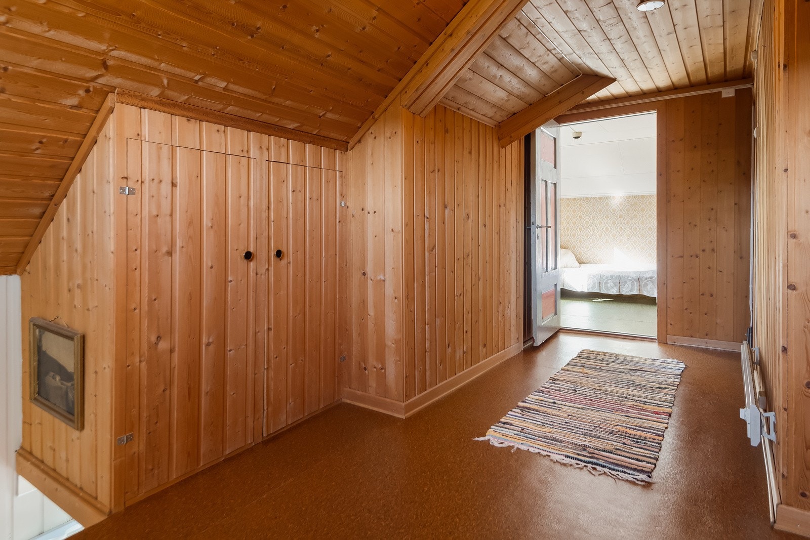 I boligens 2.etasje er det to soverom på hhv. 10,4 og 6,9 m². Galleribilde