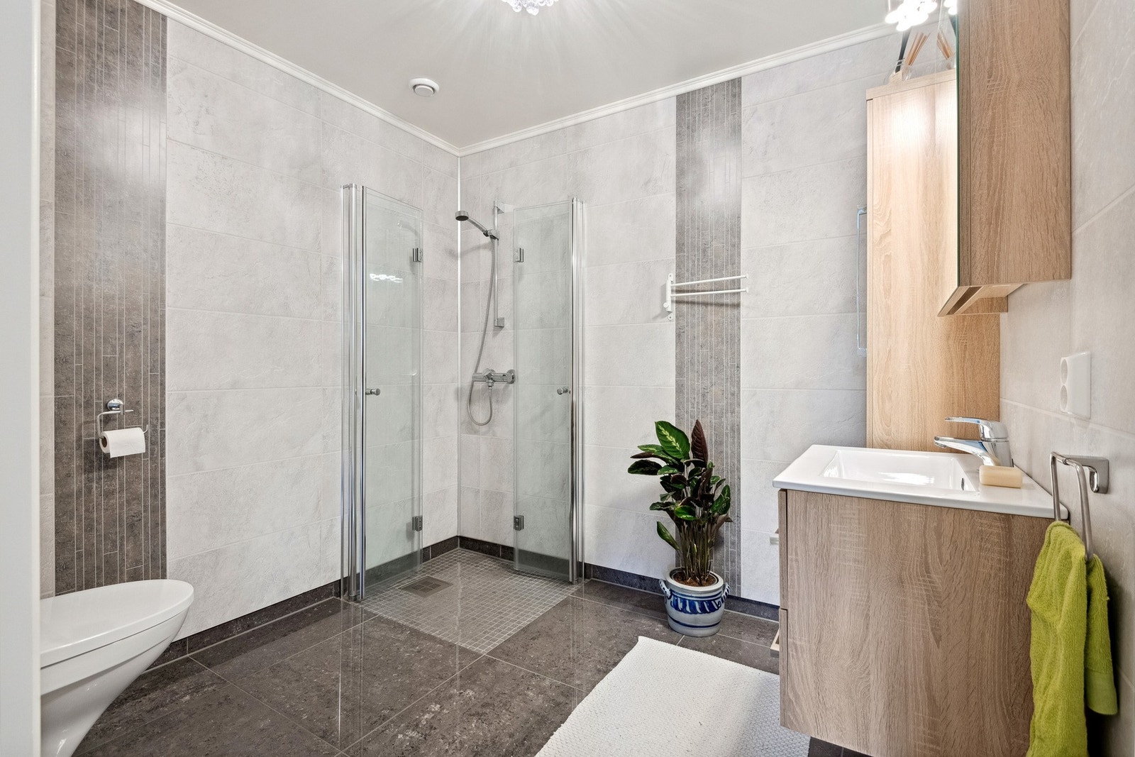 Badet i 1. etg Galleribilde