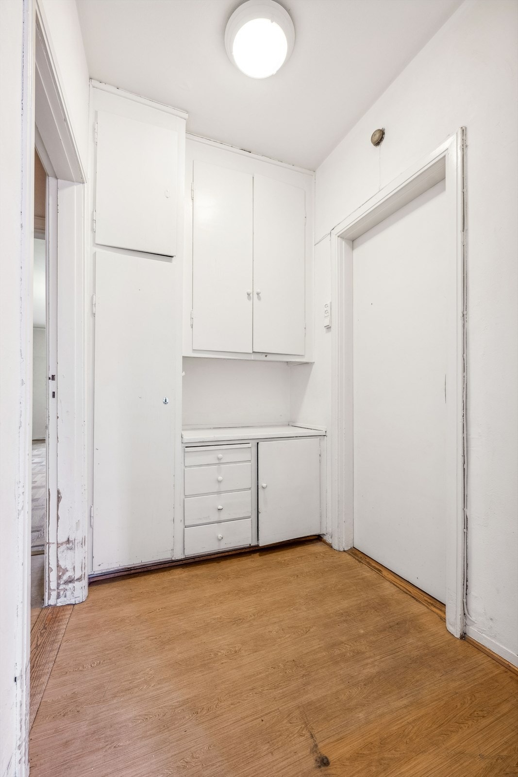 Entré. Galleribilde