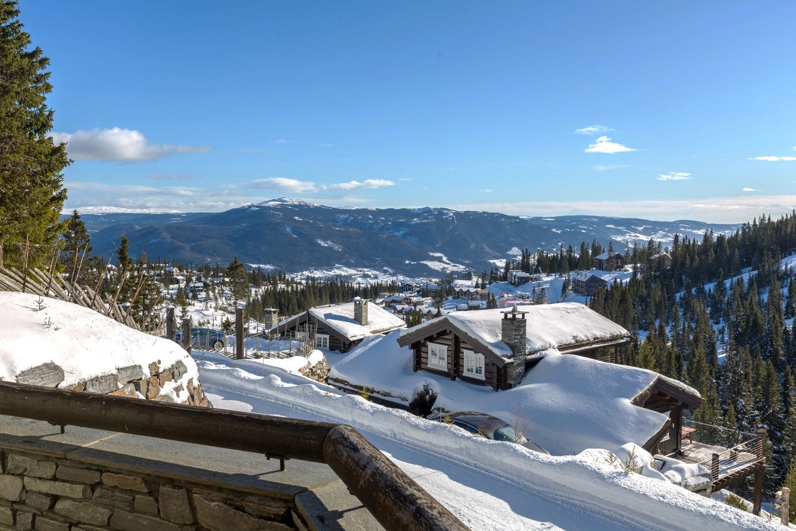 Fra hytta har man ski-out muligheter til Kvitfjell alpinanlegg Galleribilde