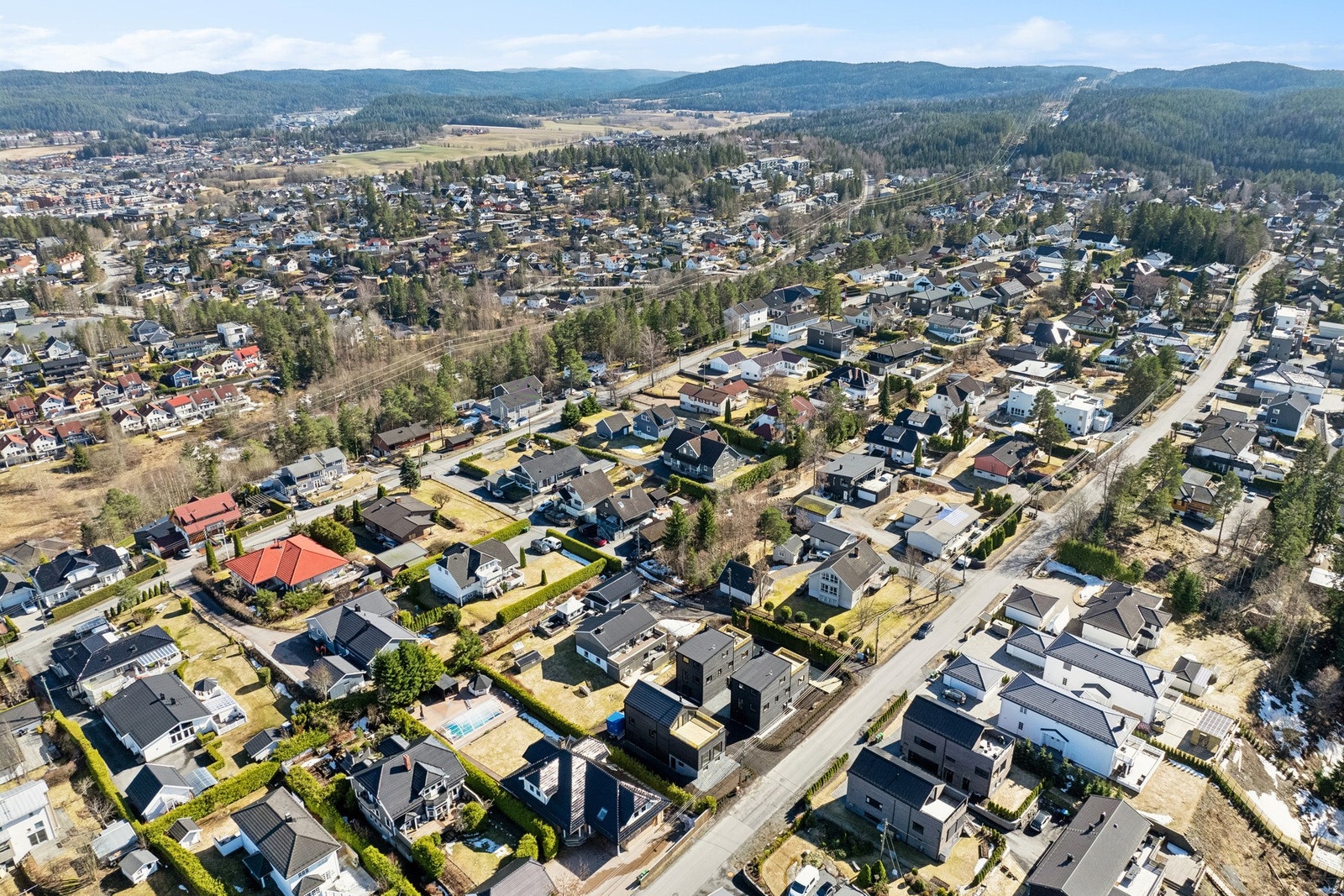 Svært attraktivt og hyggelig boområde - perfekt for barnefamilien. Galleribilde