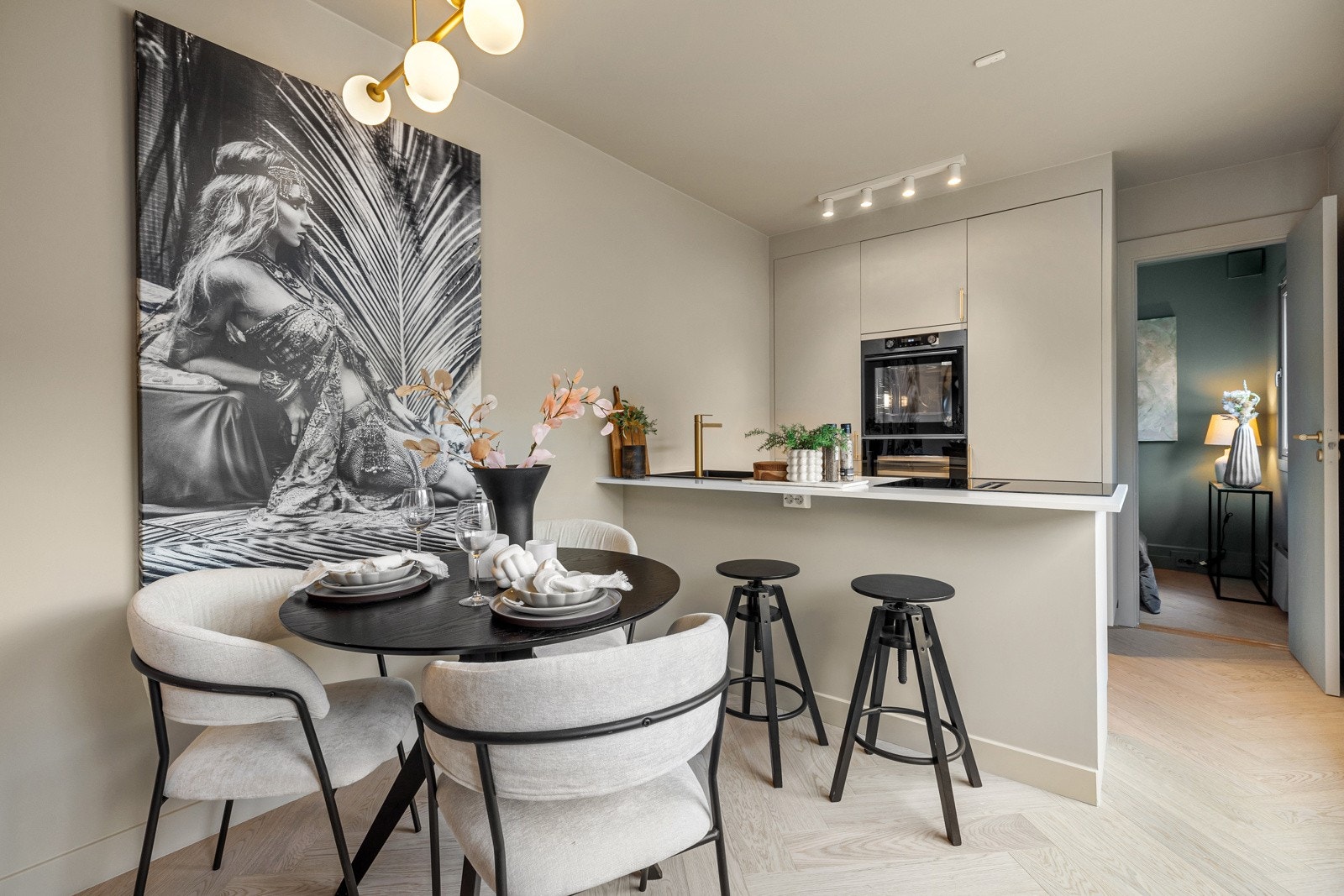 Eksklusivt kjøkken fra kvalitetsleverandøren Svane (2024). Galleribilde