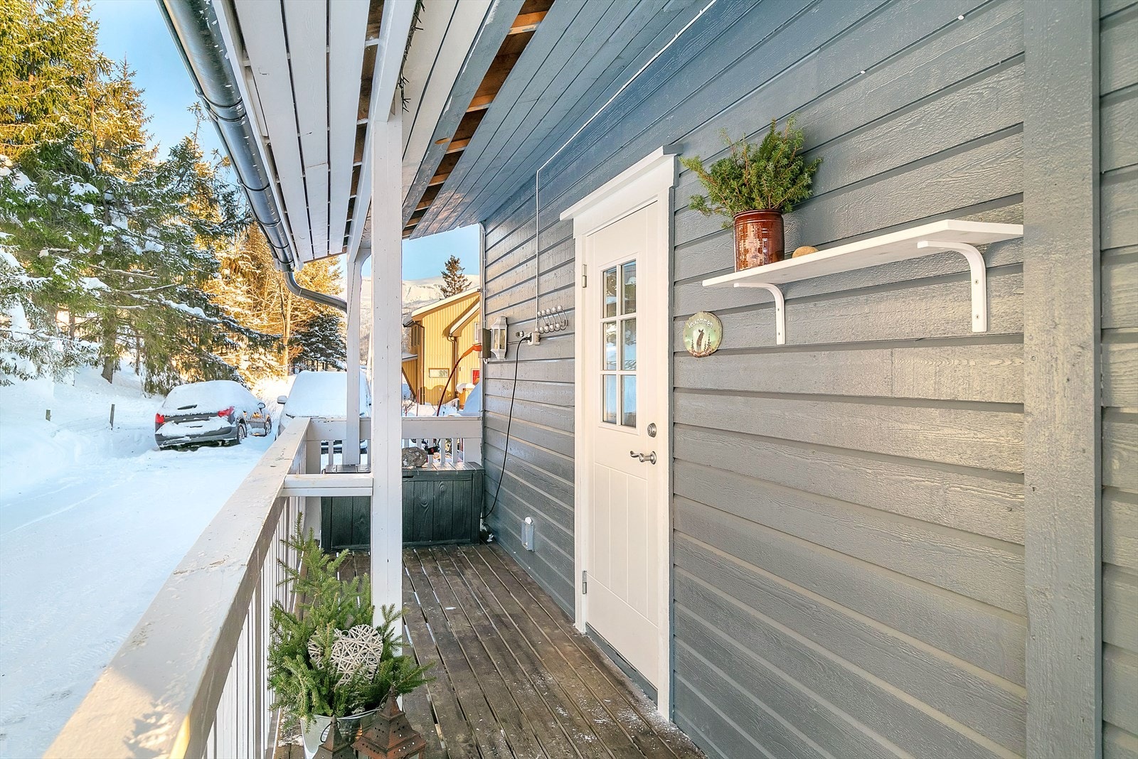 Overbygd inngangsparti Galleribilde