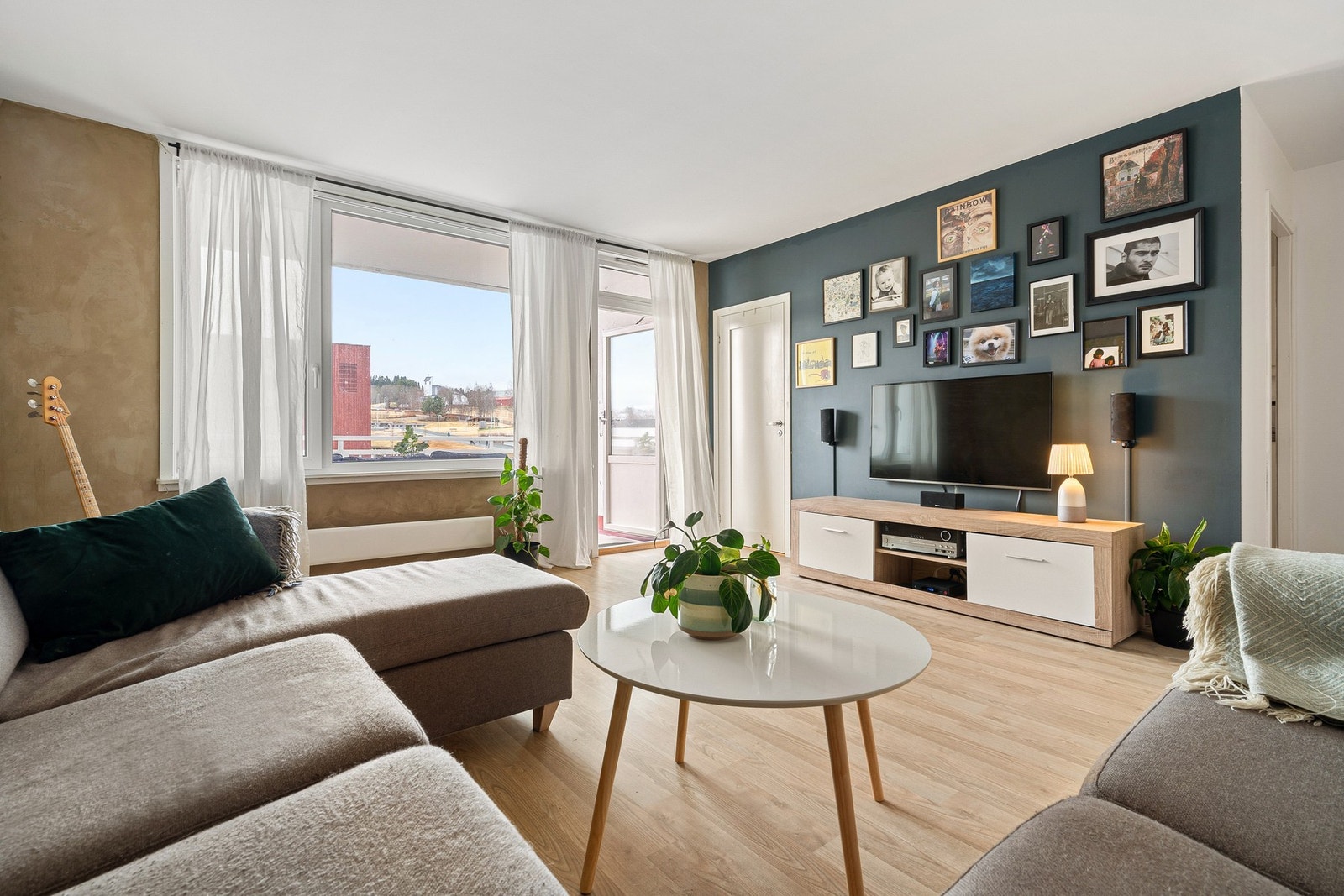 EiendomsMegler 1 ved Anders Keiseraas har gleden av å presentere Saupstadringen 71 C. Galleribilde