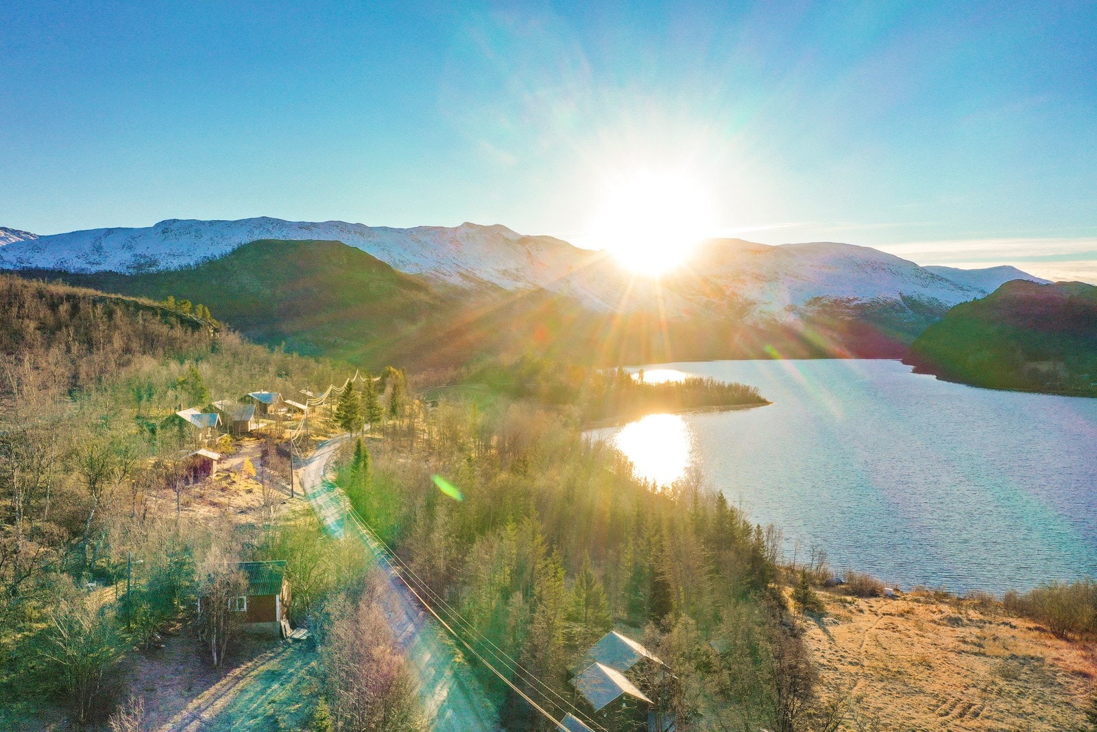 Omringet av nydelig natur kan nettopp du få hyttedrømmen din oppfylt. Galleribilde