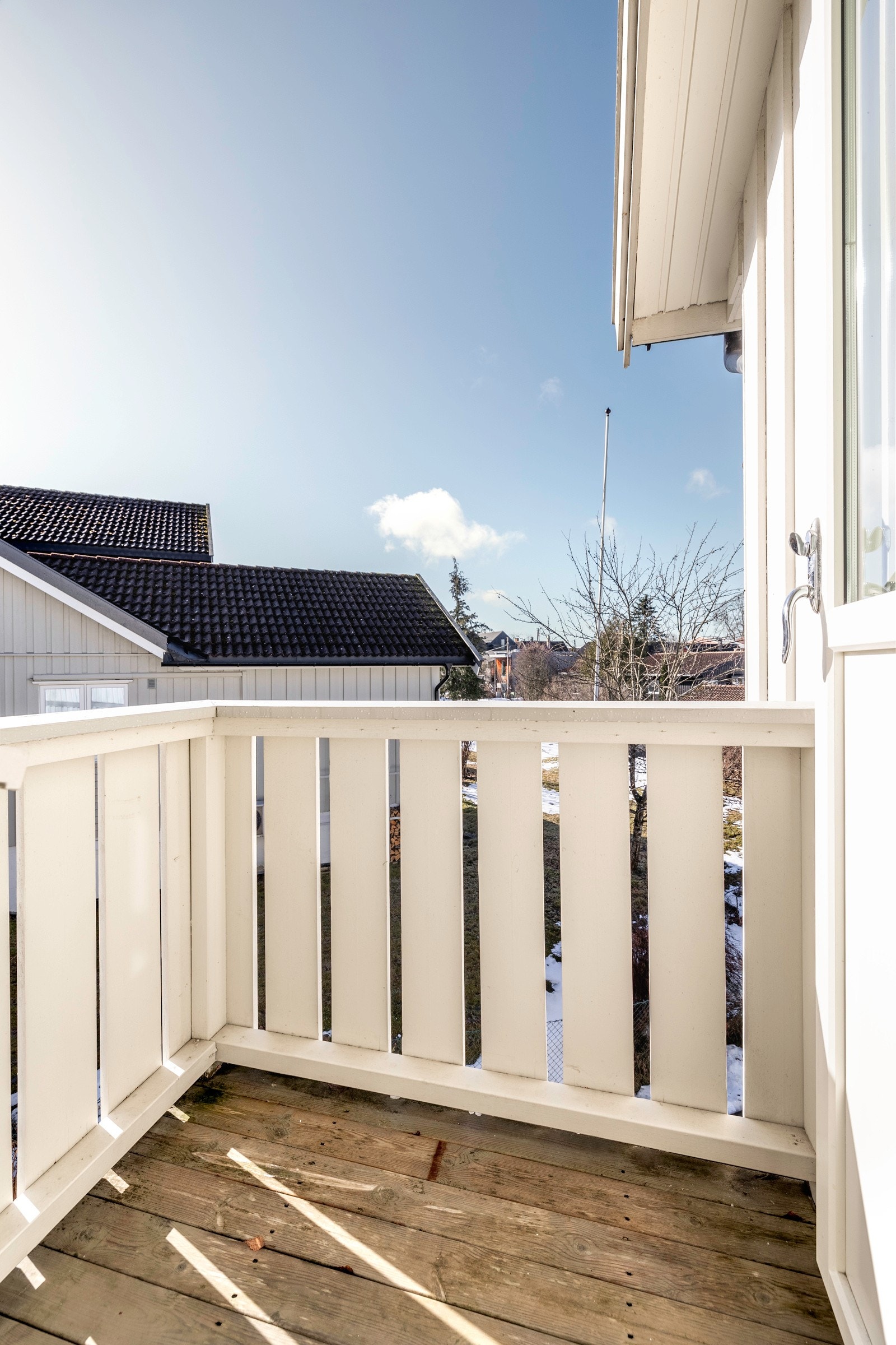 Fra balkongen er det flott utsyn mot grøntareal. Galleribilde