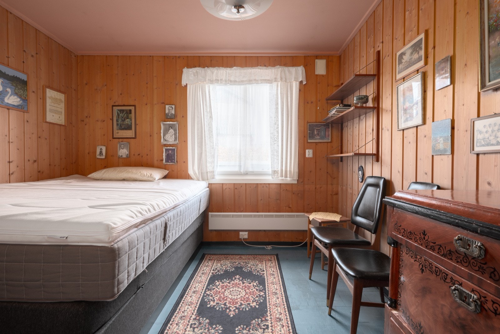 Soverom. Galleribilde