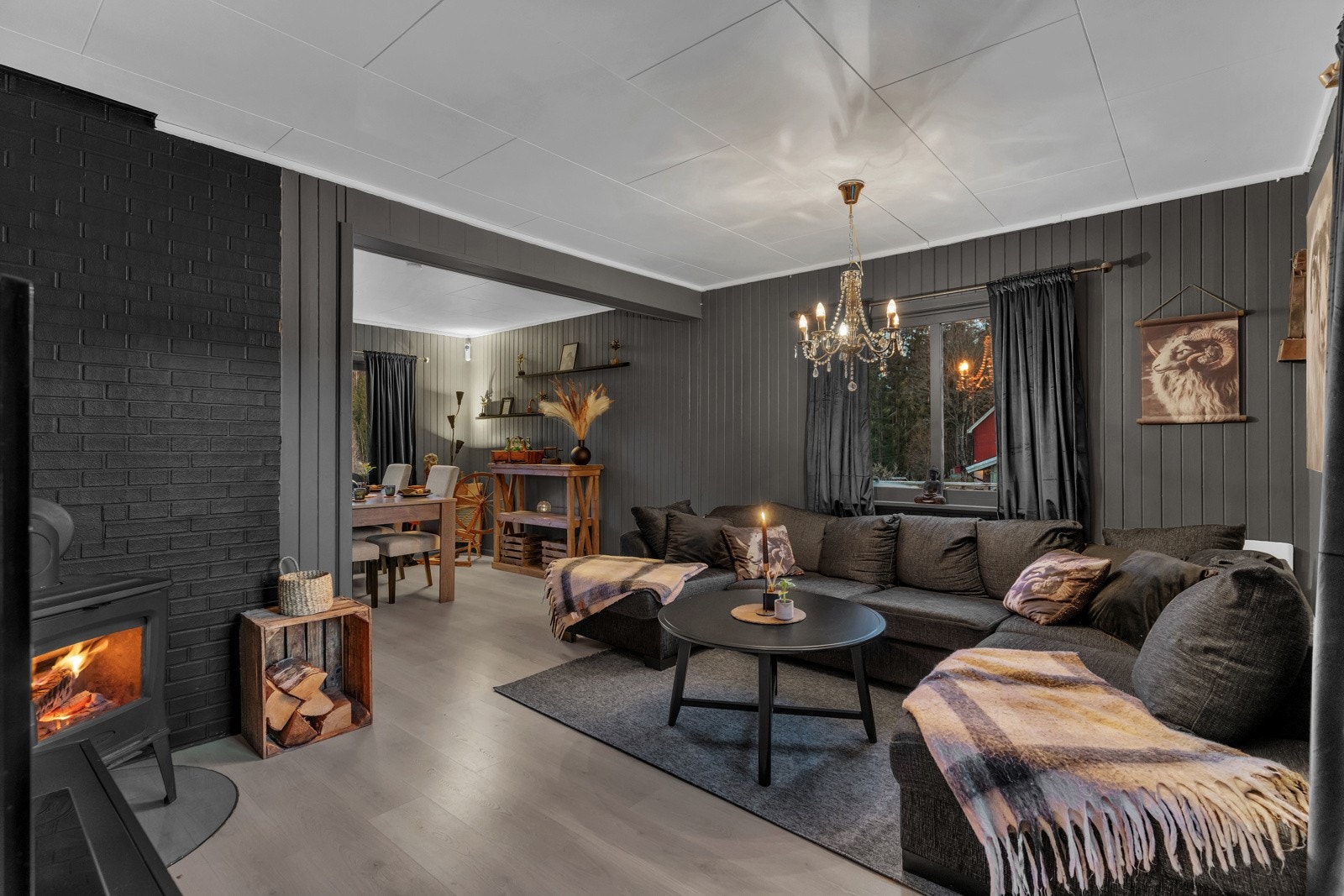 Er du på utkikk etter å skape ditt egen drømmehjem på landet- her har du en ypperlig mulighet for dette Galleribilde