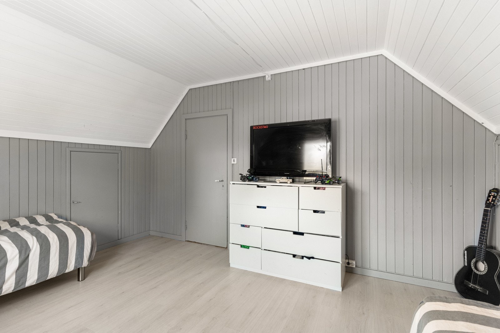 Også her er det en dør til kryploftet Galleribilde