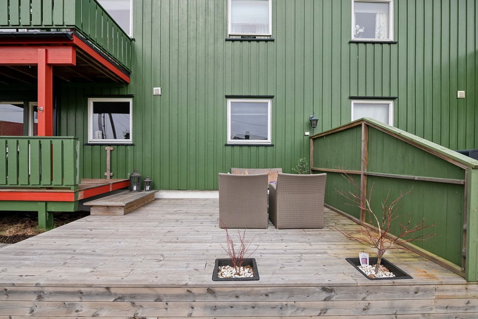 Her har man en sørvestvendt terrasse på hele 28m² med svært gode solforhold. Galleribilde