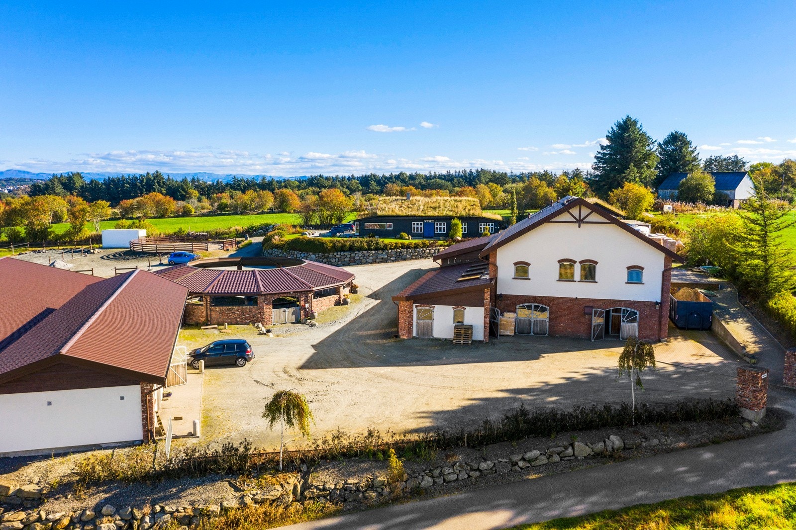 Gårdstun Galleribilde