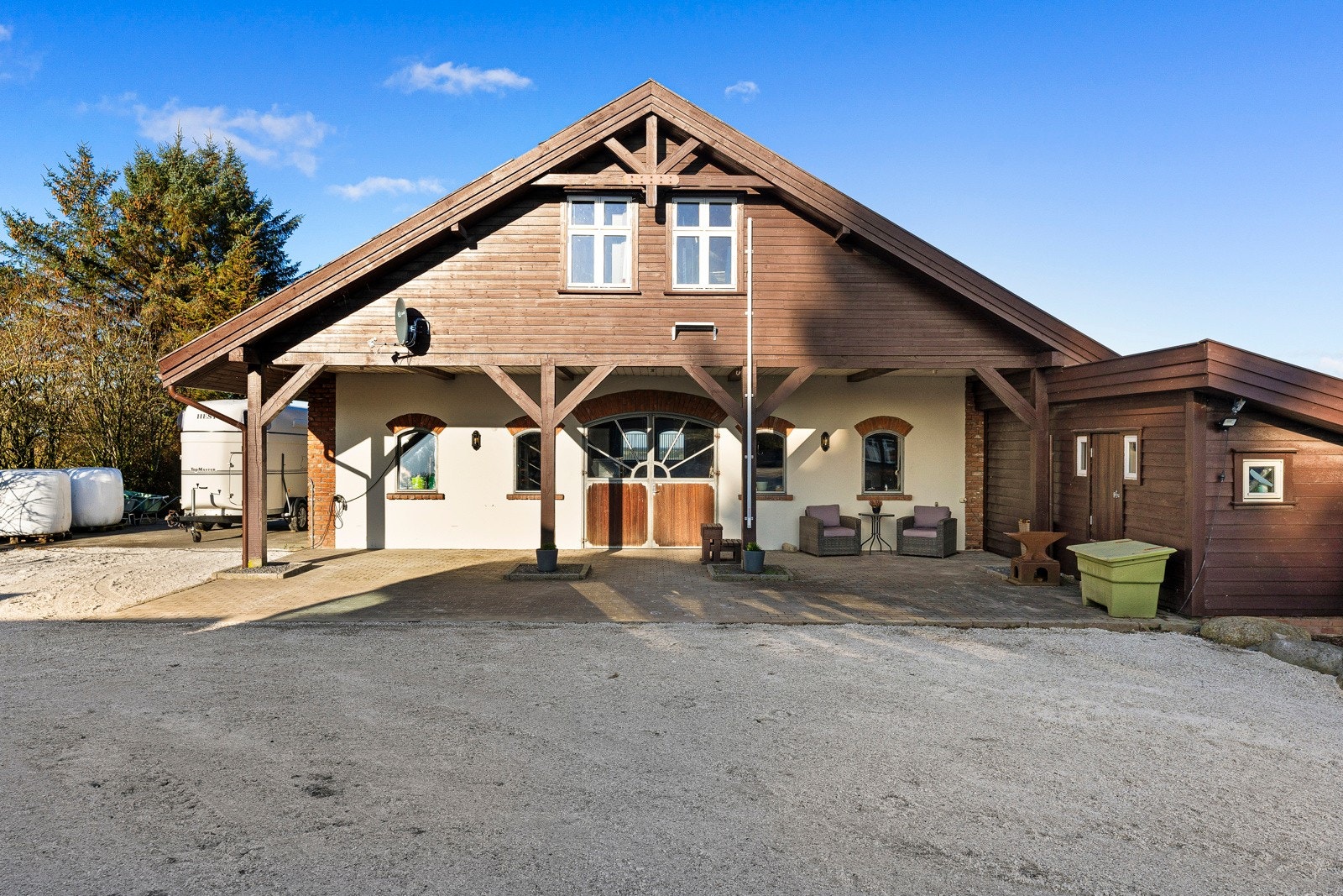 Leilighet 2 - stallbygning (Innredet til bolig - ikke godkjent) Galleribilde