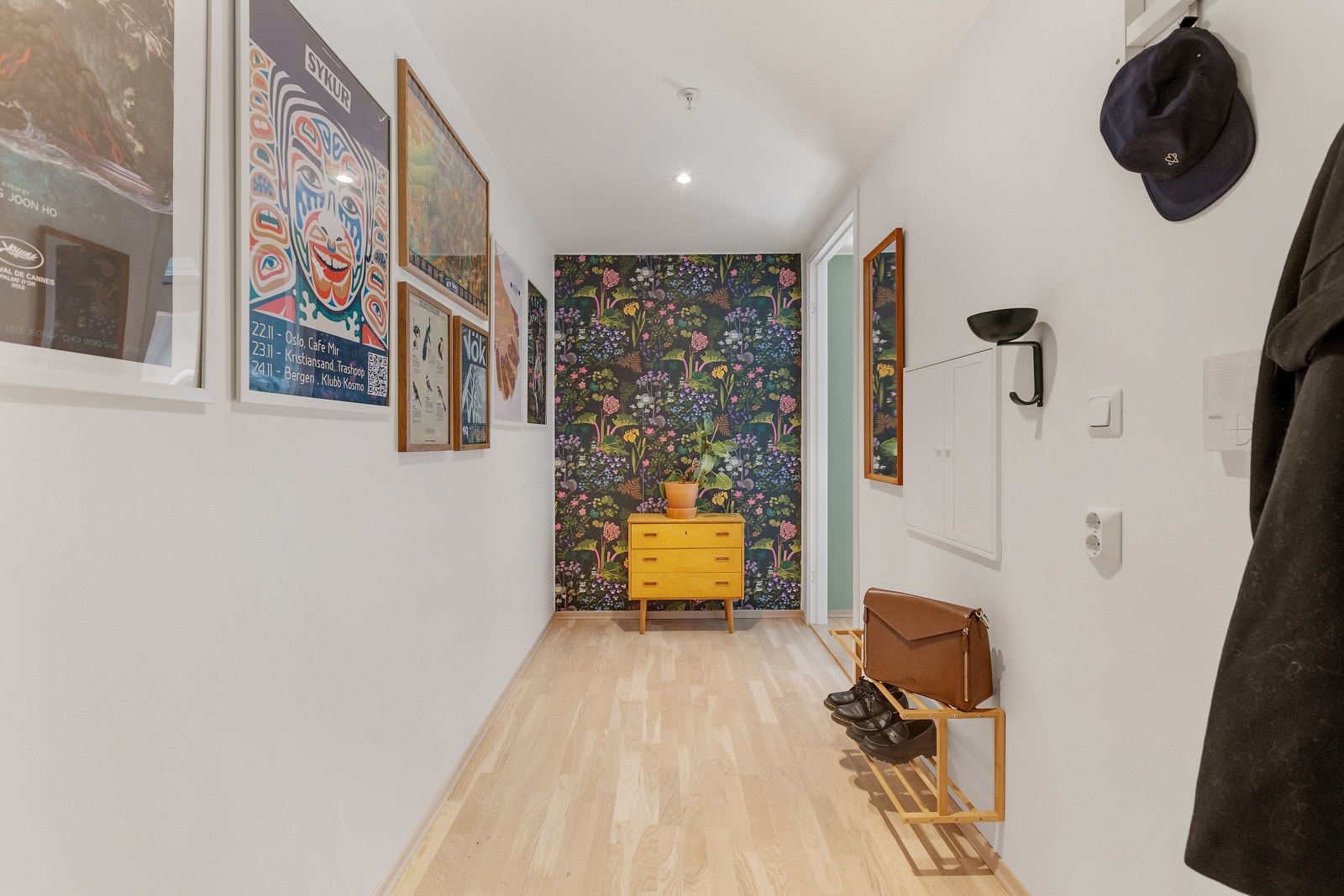 Vi ønsker velkommen til en hyggelig visning! Galleribilde