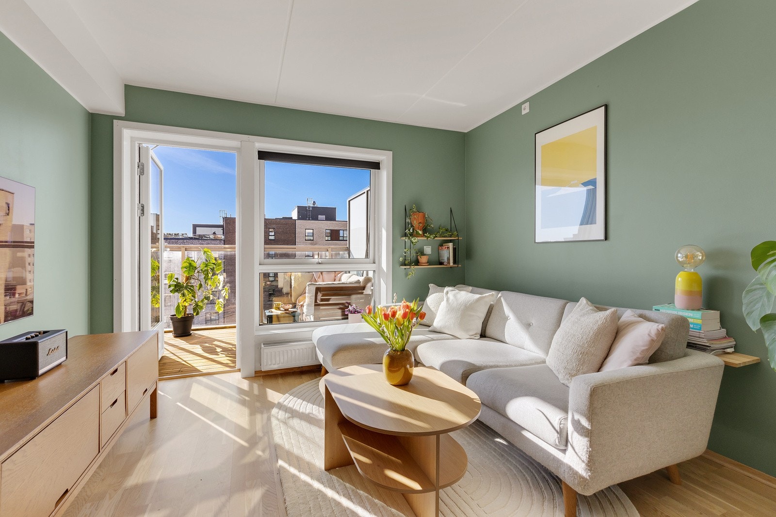 Velkommen til Peter Møllers vei 41! Presentert av Karoline Dovland ved Eie. Galleribilde