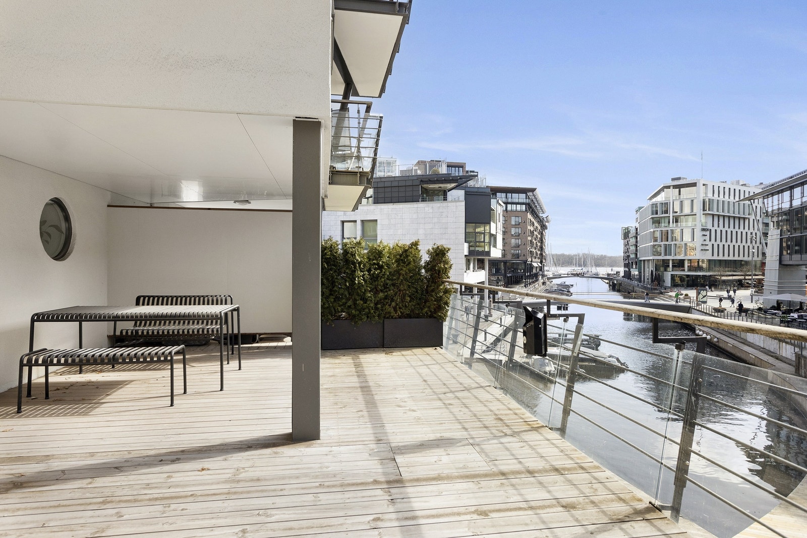 Felles terrasse i 2. etg. Galleribilde