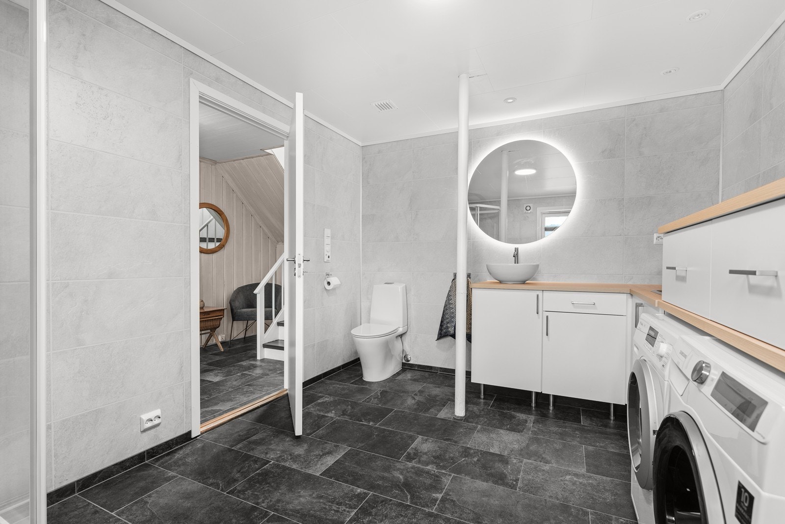 Nytt bad/ vaskerom i 2021 Galleribilde