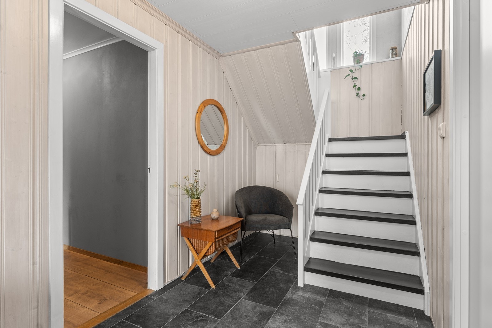 Trapp til hovedetasje Galleribilde