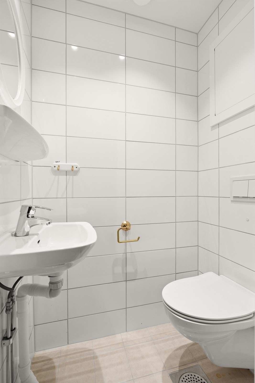 Separat toalettrom pusset opp i regi av borettslaget i 2021 Galleribilde