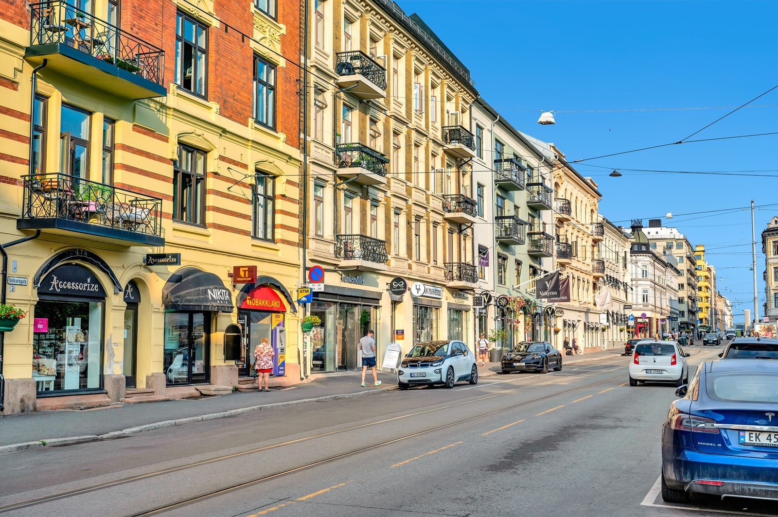 For den handleglade er det snakk om to minutters gange til Oslos desidert mest populære og eksklusive handlegate Bogstadveien. Galleribilde