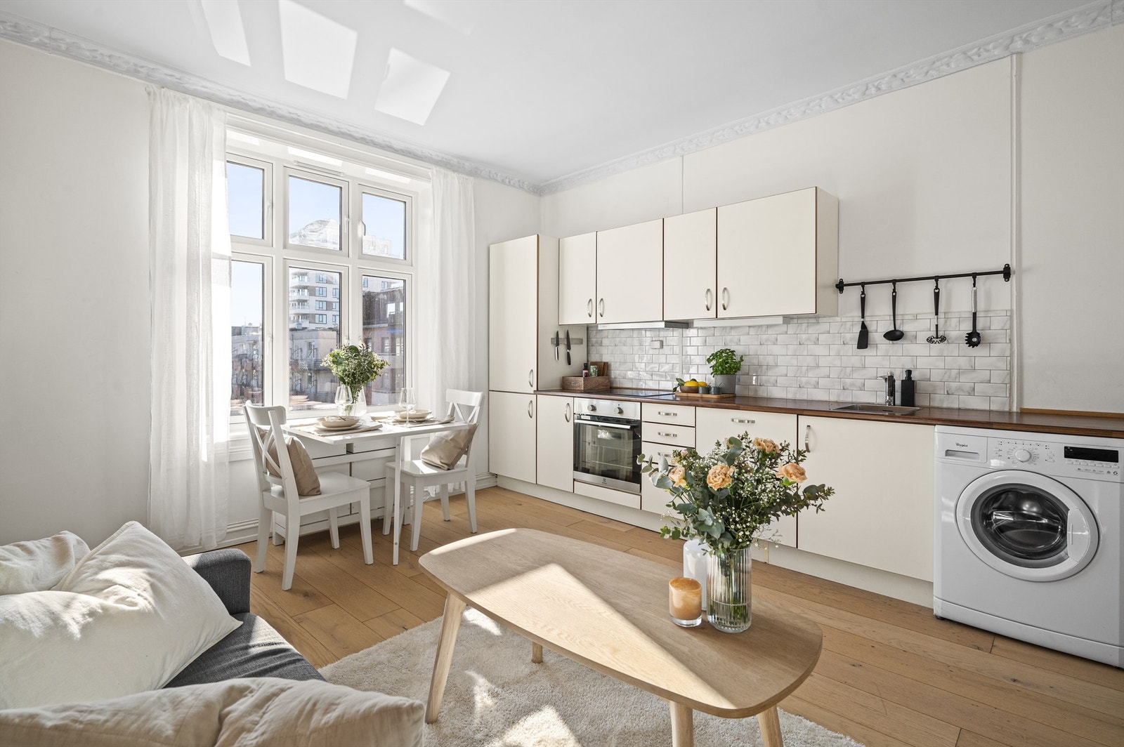 Jonas Ekse Hovland v/ Eiendomsmegler Krogsveen har gleden av å presentere Arbos gate 1A! Galleribilde