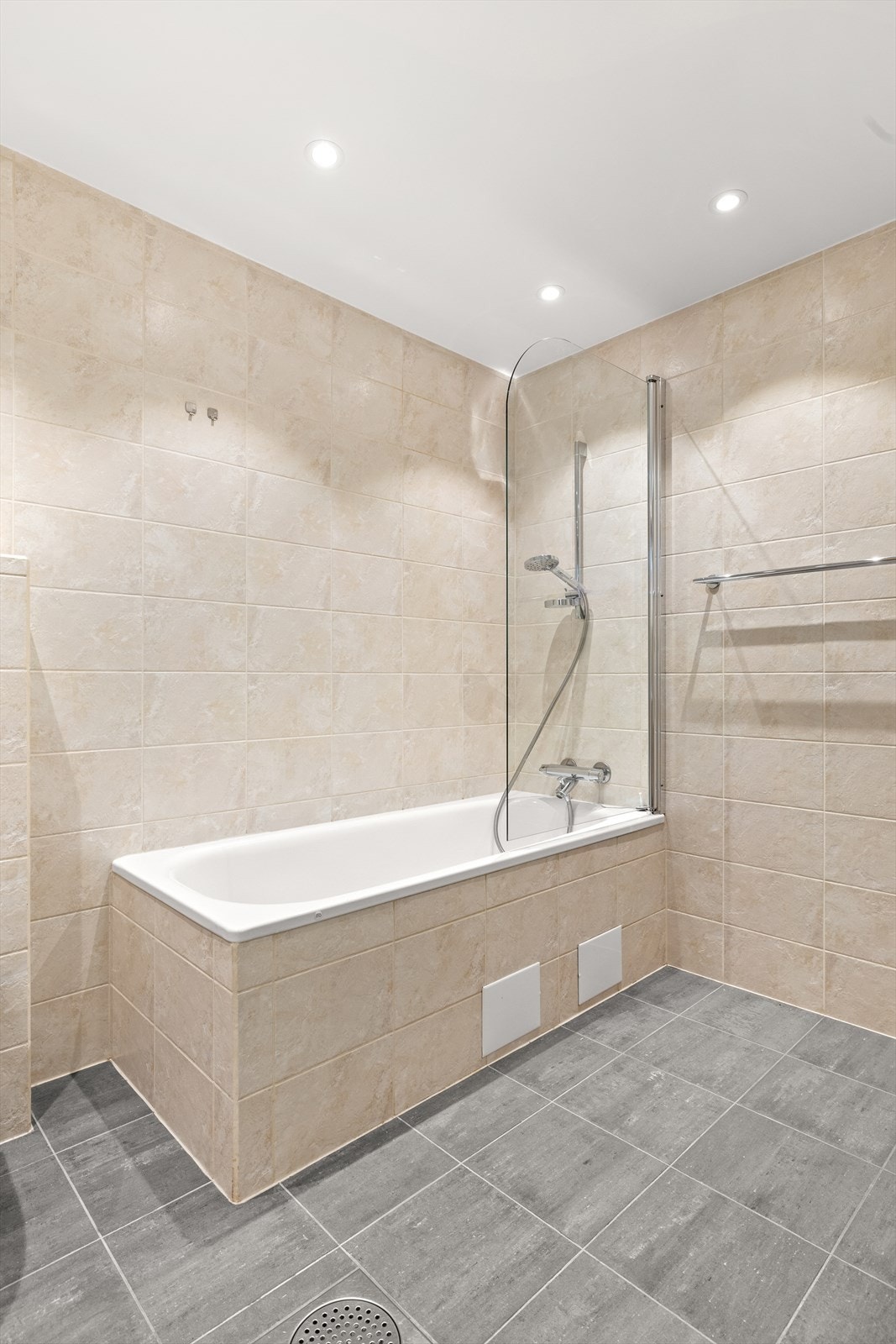 Praktisk med badekar Galleribilde