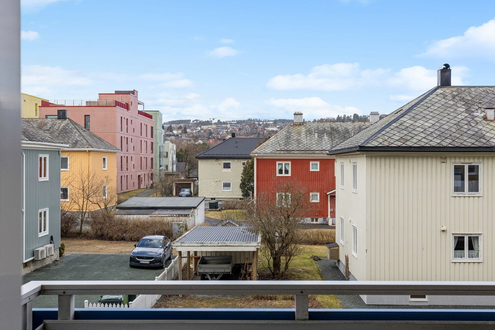Utsikt fra balkongen. Galleribilde