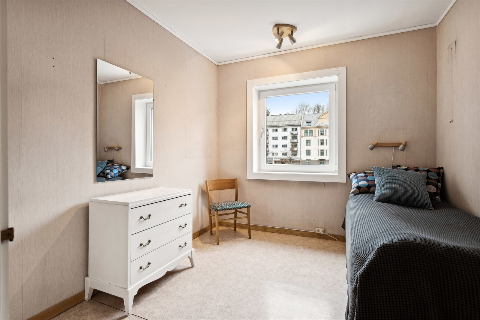 Soverommet er ca 9,8 m². Galleribilde