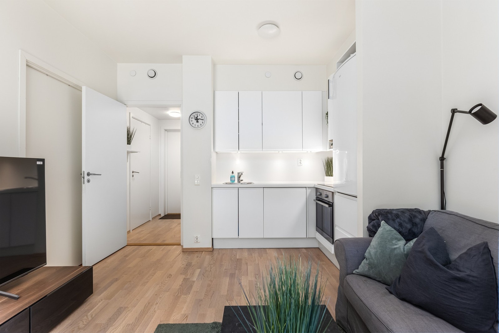 Stuen/kjøkken delen er på 14m². Galleribilde