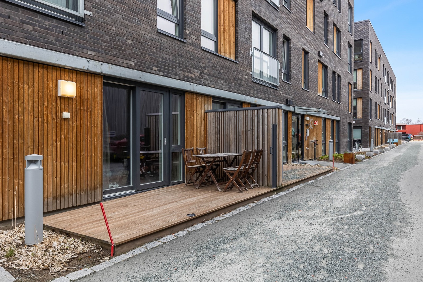 Fra stuen har du utgang til en romslig terrasse som måler 8m². Galleribilde