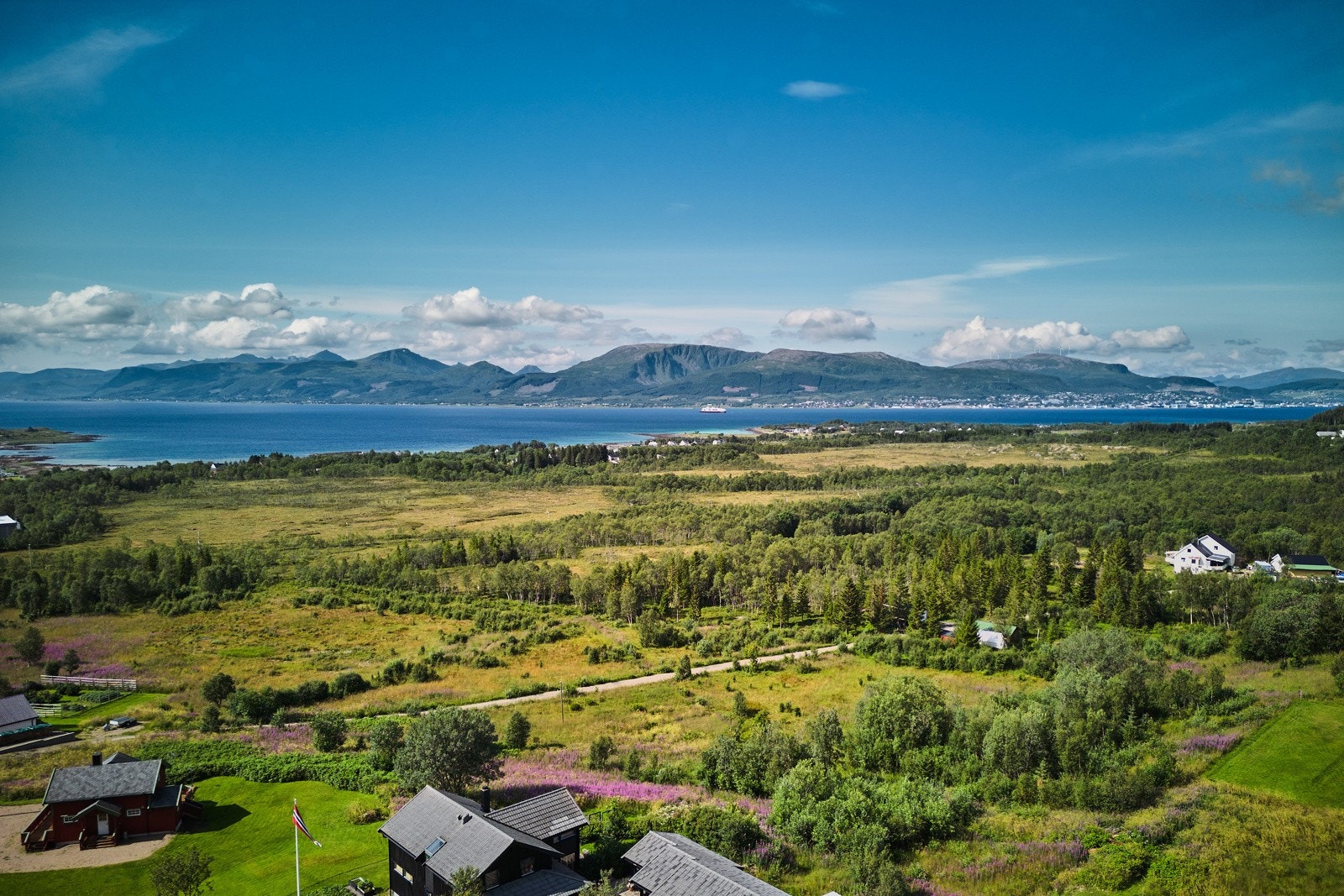 Eiendommen ligger i et populært og barnevennlig område. Galleribilde