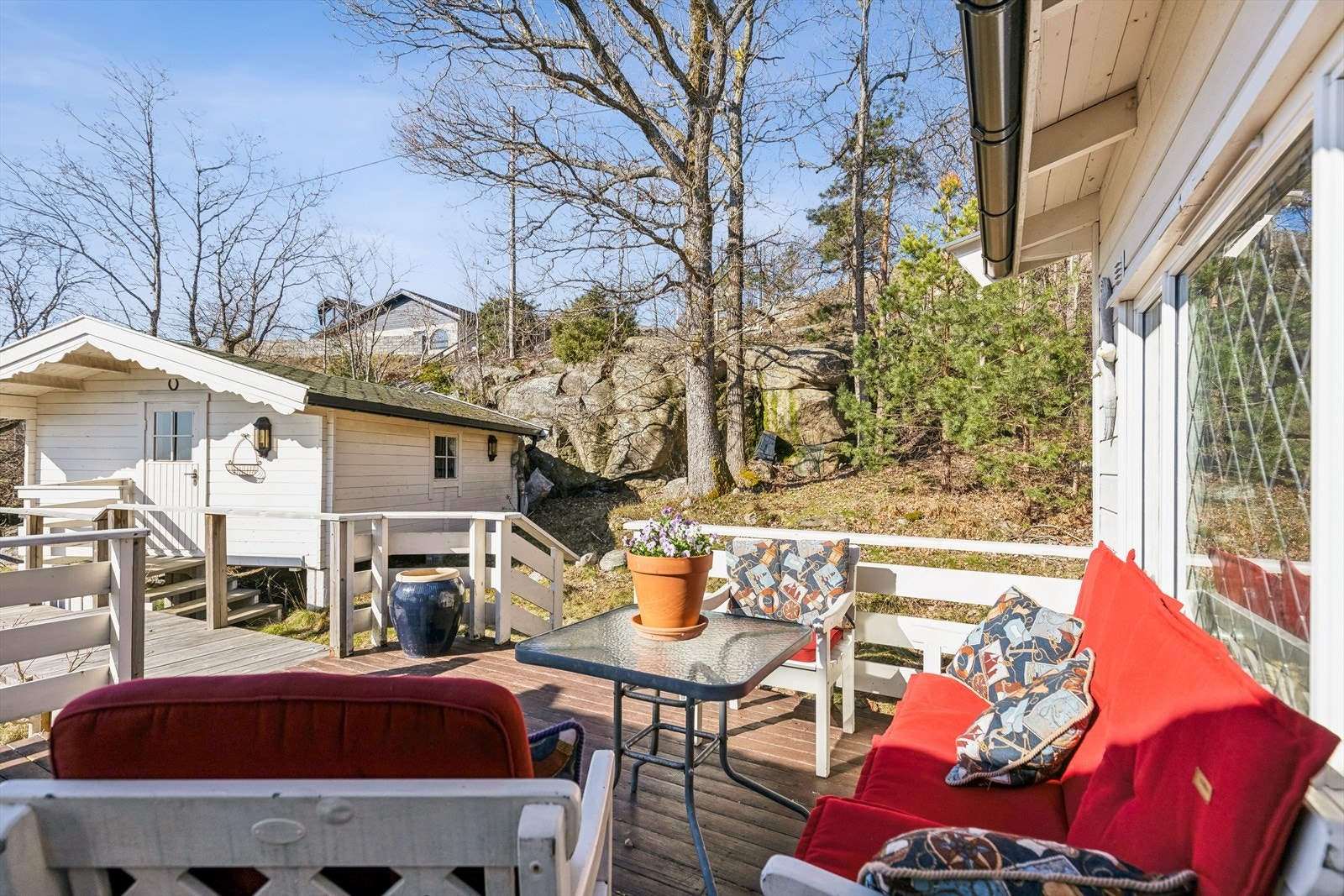 Ved inngangspartiet er det en fin terrasse. Galleribilde