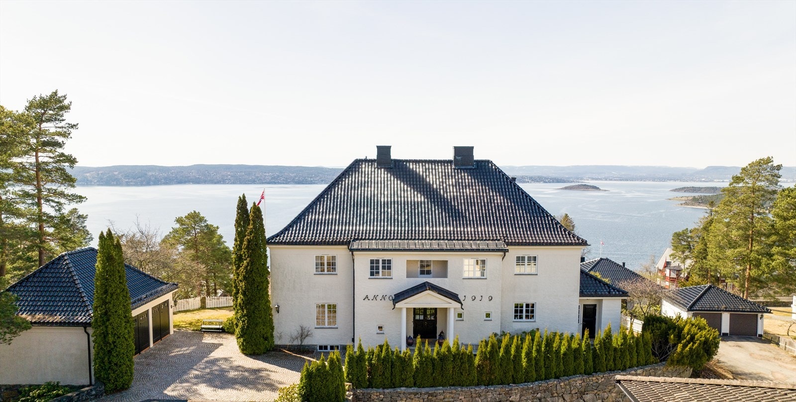 Birgitte Hammers vei 15A - en klassisk og meget representativ villaeiendom Galleribilde