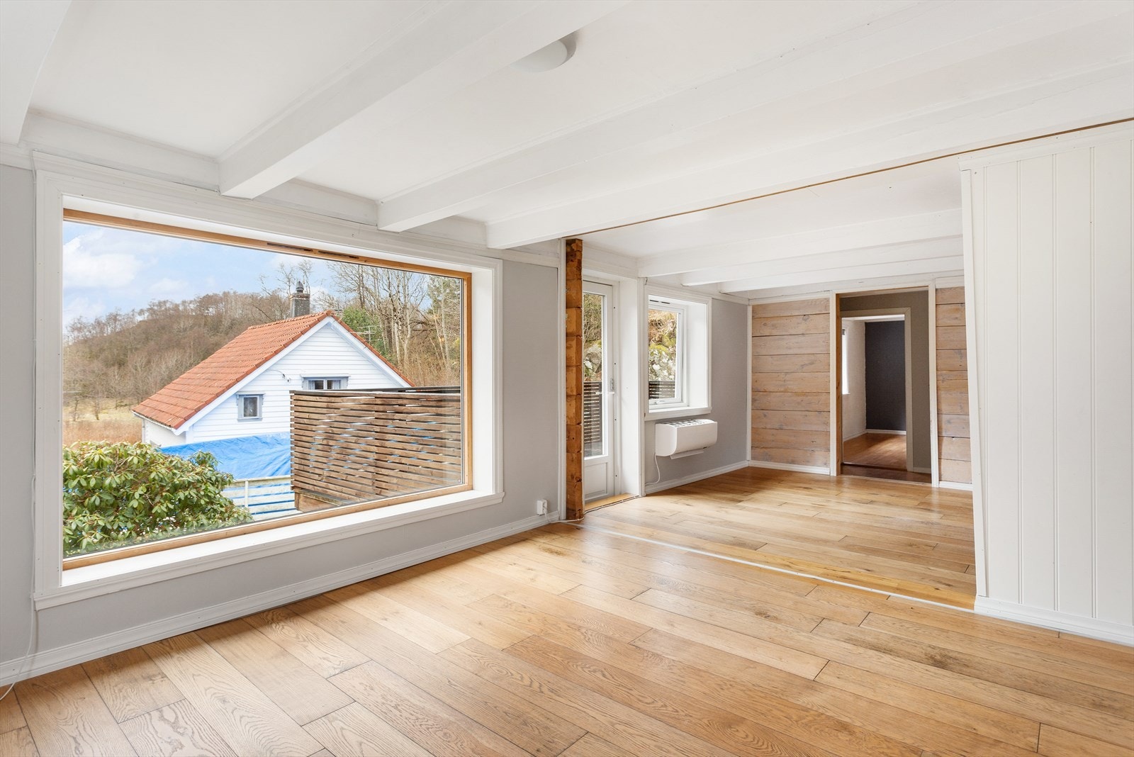 Stuen kan enkelt møbleres i flere soner. Galleribilde