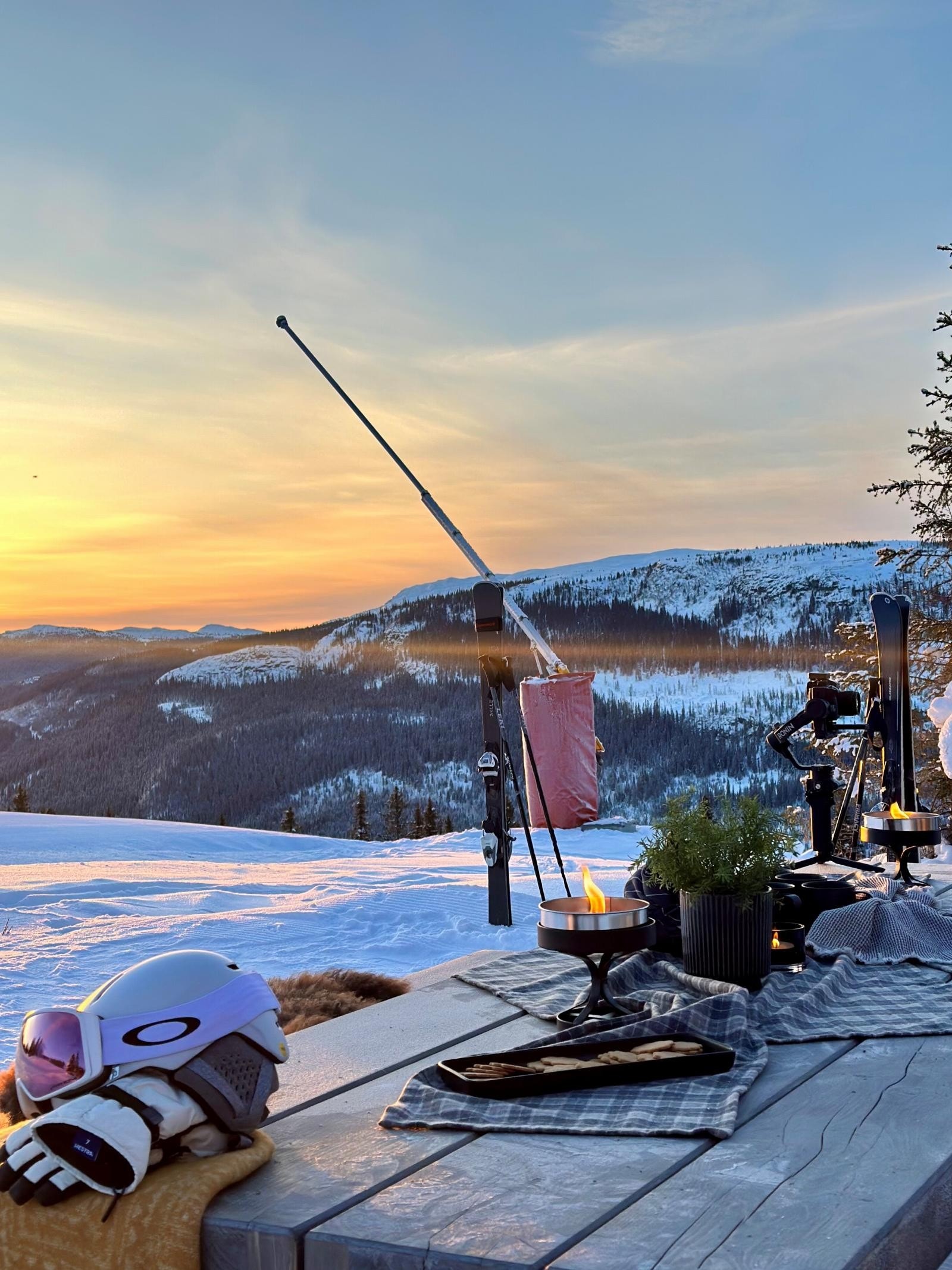 Din private rasteplass mellom leiligheten og løypen!