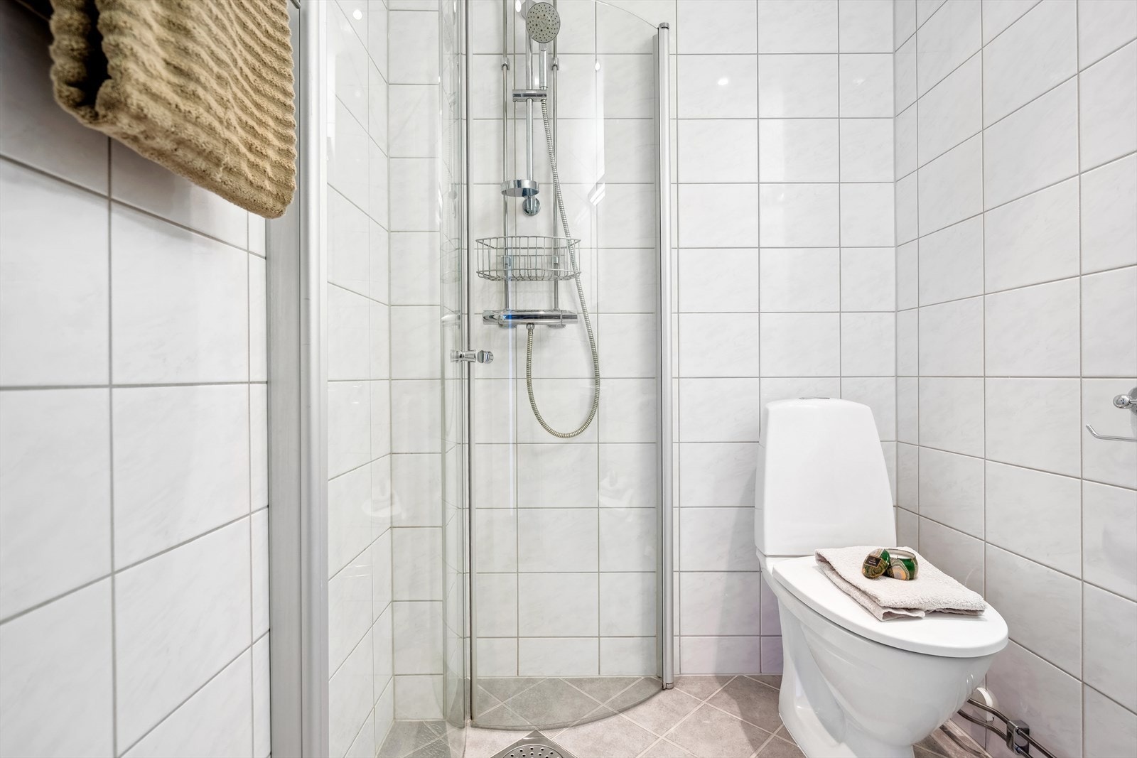 Baderommet ble renovert av borettslaget i 2012. Galleribilde