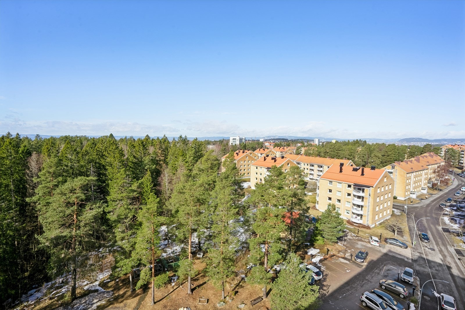 Utsikten strekker seg helt til Holmenkollen. Galleribilde