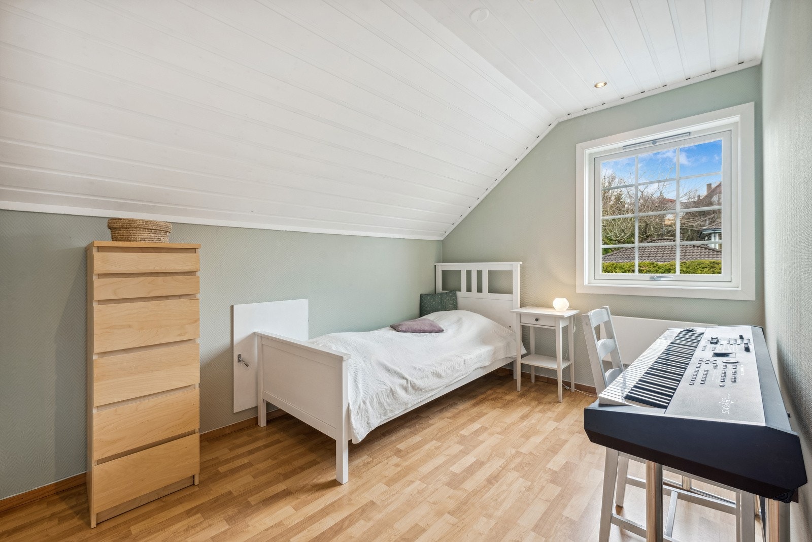Soverom 3 er også av god størrelse. Et fint barnerom, gjesterom eller kontor. Galleribilde