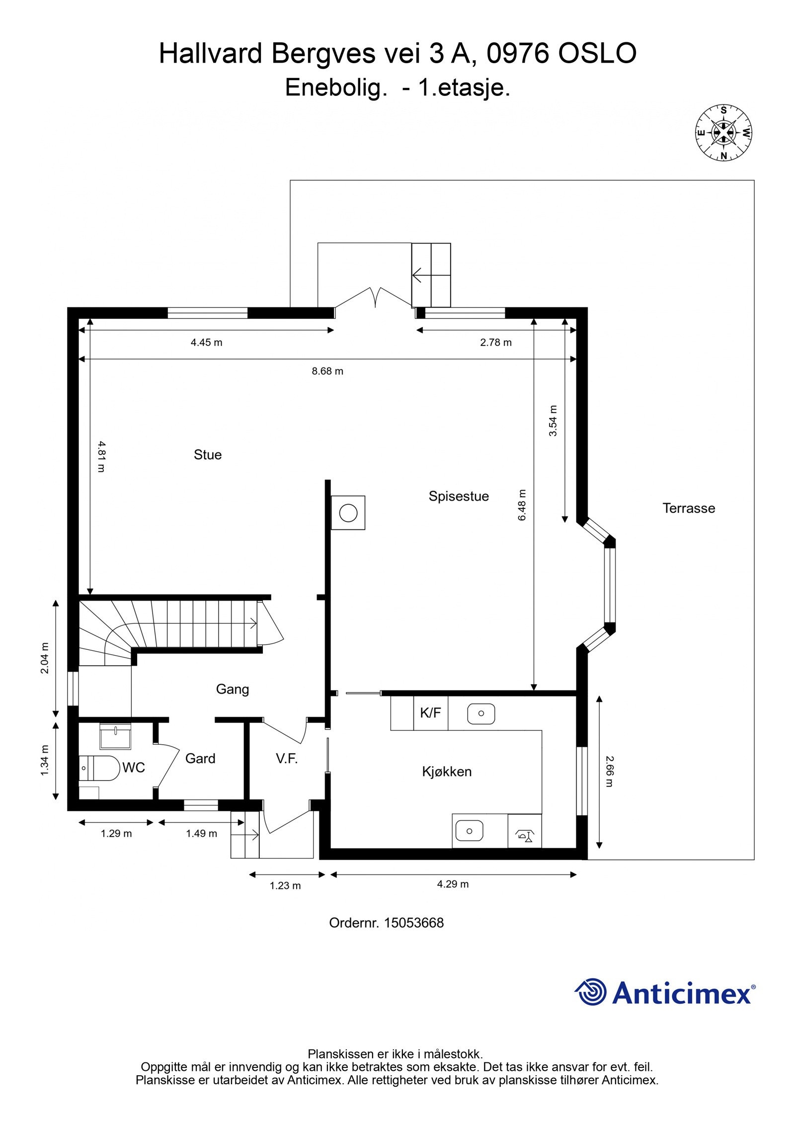 Hovedetasjen: Vinfang, hyggelig entré/trapperom, toalett, kjøkken og stue. Galleribilde