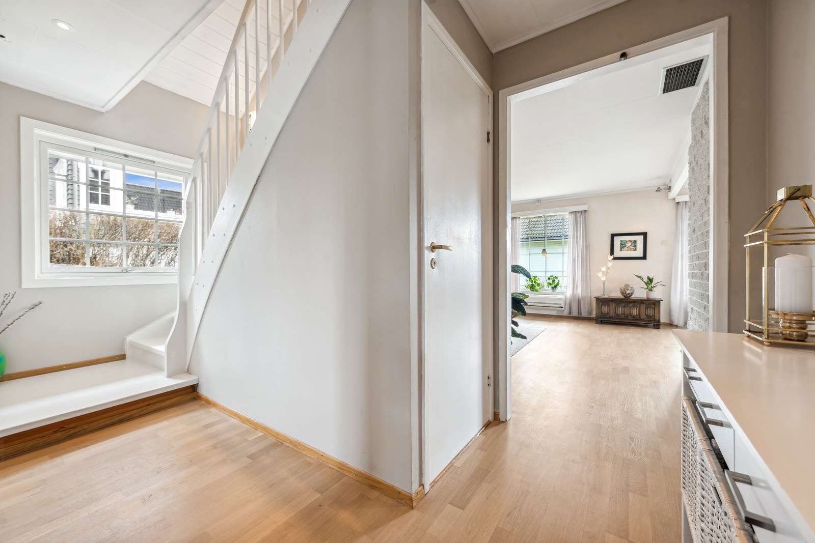 Trapperom til 2. etasje. Galleribilde