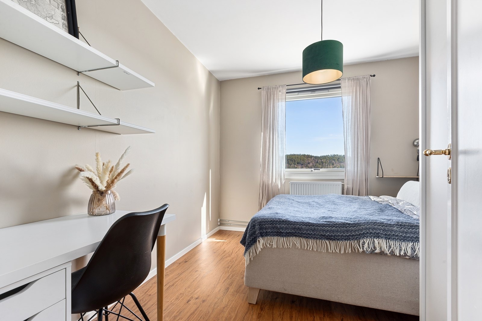 Det er totalt 2 romslige soverom i leiligheten Galleribilde