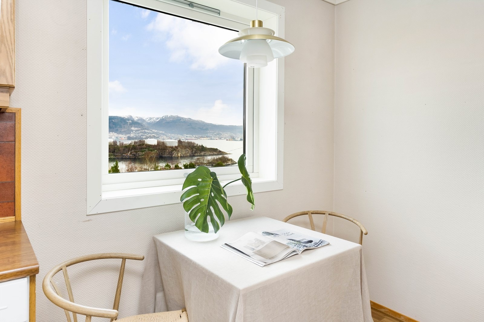 Morgenkaffen kan nytes med utsikt over Bergen by. Galleribilde
