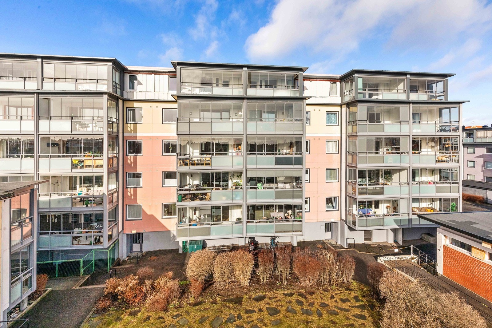 Husk å melde deg på visning! Galleribilde