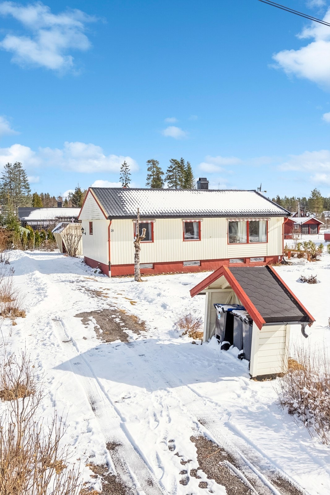 Flat og anvendelig tomt. Galleribilde