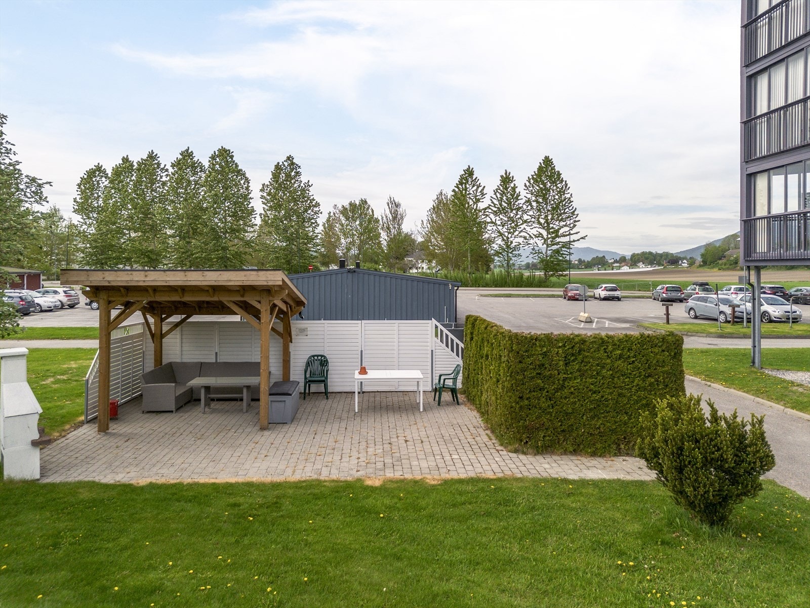Borettslaget har flere sosiale soner. Galleribilde