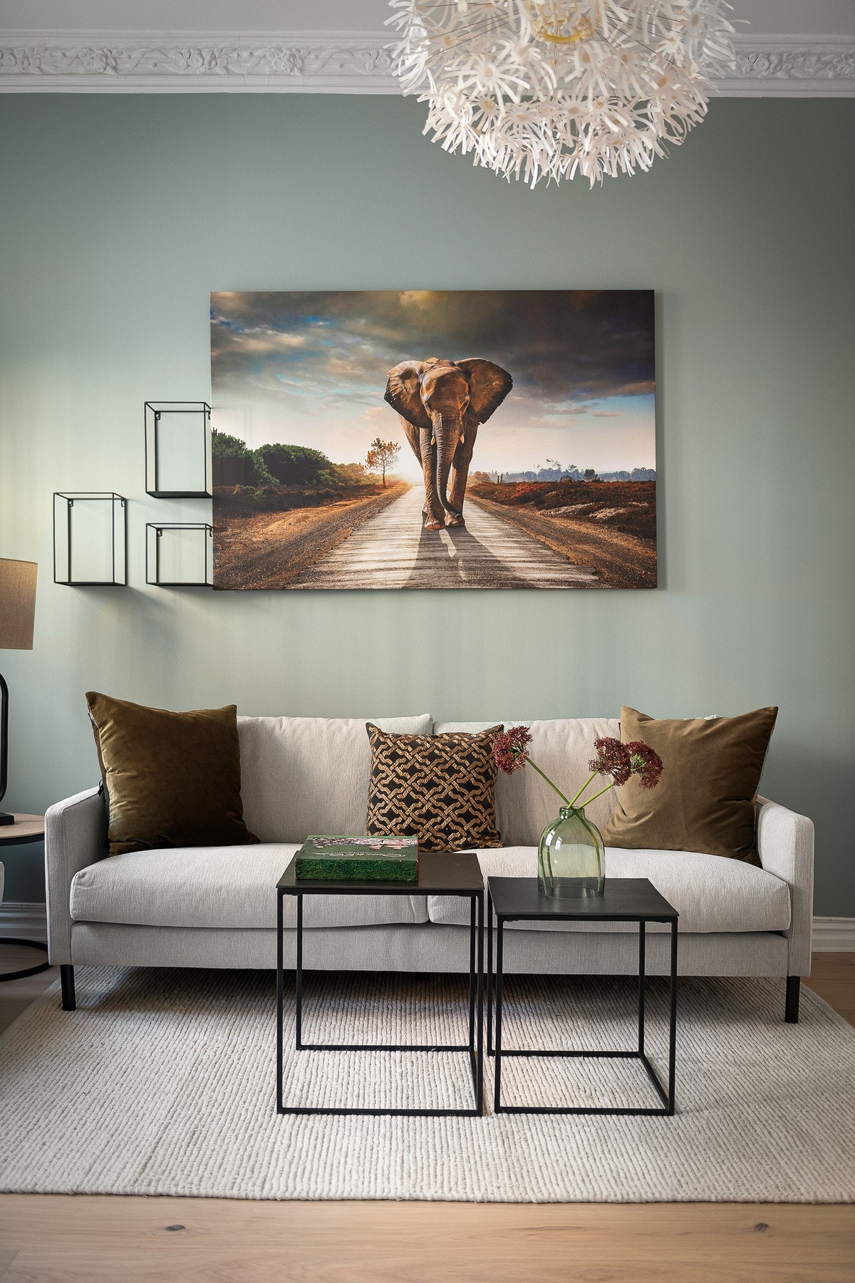 Leiligheten har generøs takhøyde på opptil 3 meter. Galleribilde