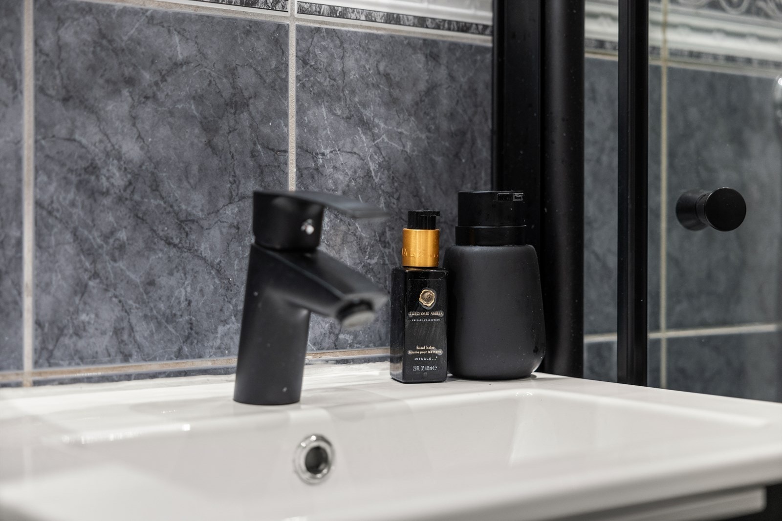 Varmtvann og fyring er inkludert i felleskostnadene Galleribilde