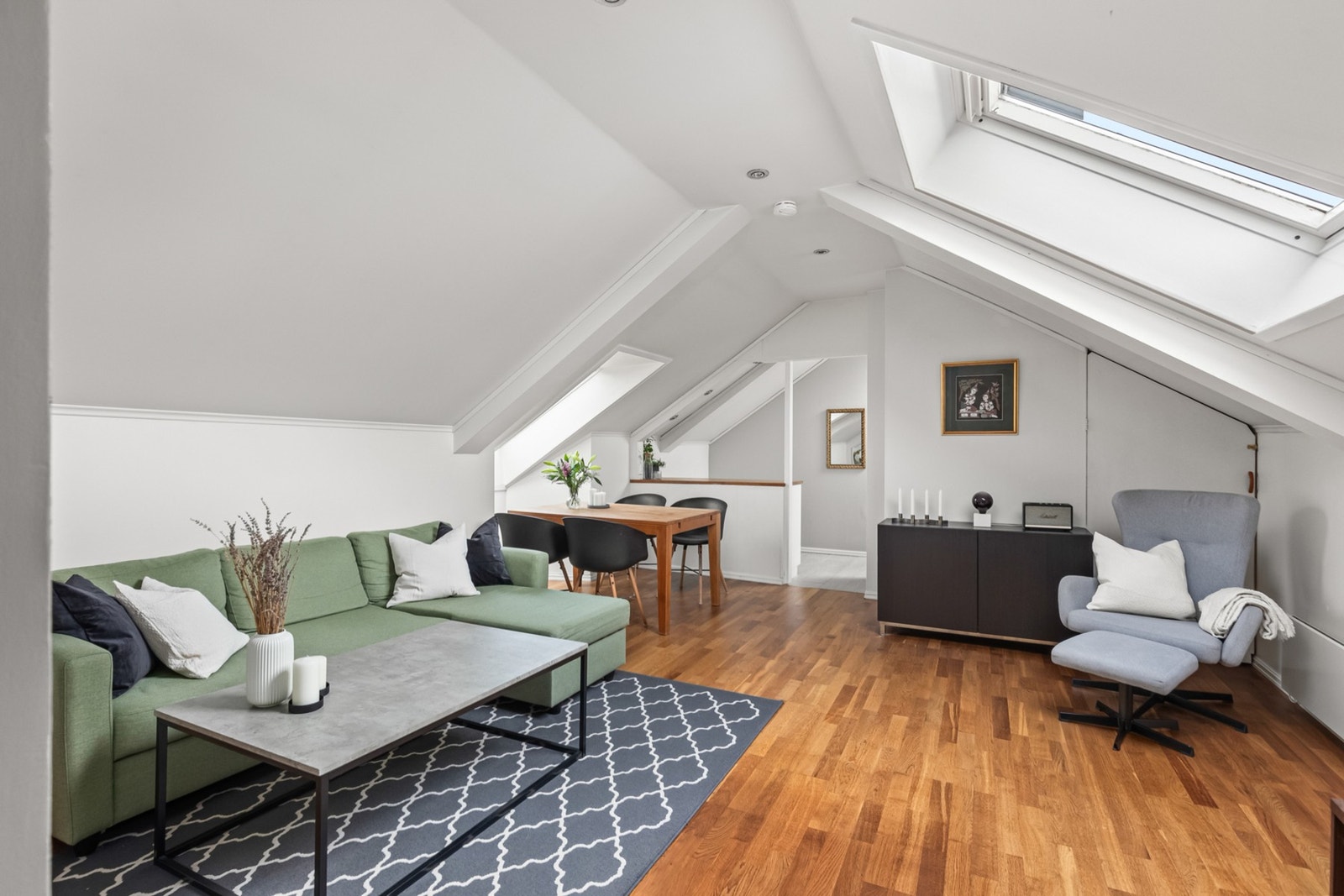 En lekker 3-roms leilighet med ypperlig beliggenhet i hjertet av Trondheim. Galleribilde