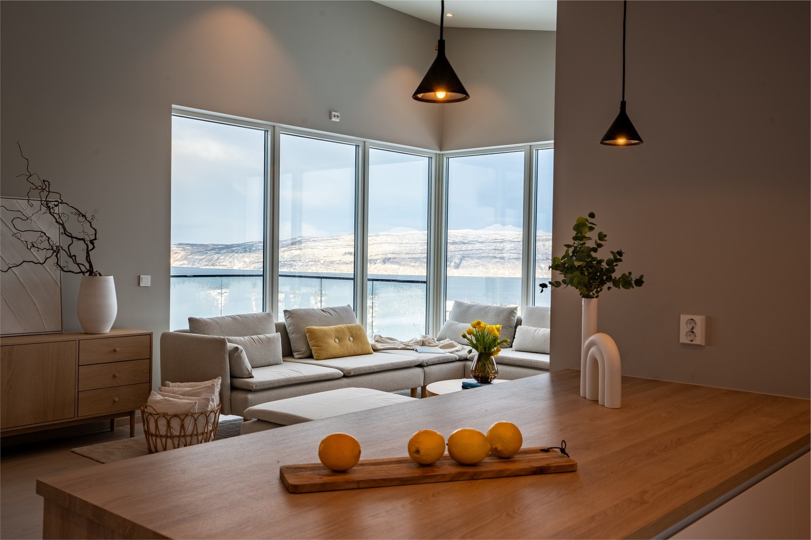 Nydelig utsikt fra kjøkken Galleribilde